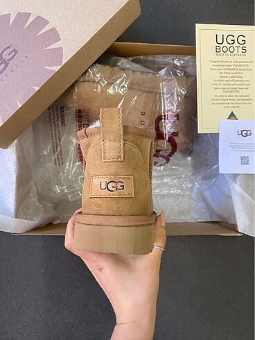 37 Beden camel Renk UGG BOT