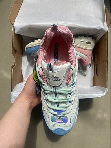 37 Beden çeşitli Renk SKECHERS DLITES