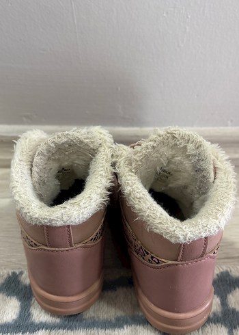 26 Beden Pembe Leopar Desenli Kürklü Kız Botu