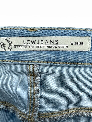 26 Beden mavi Renk LC Waikiki Jean / Kot %70 İndirimli.