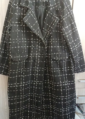 Düğmeli Siyah Mini Kareli Kadın Kaban - Görsel 2