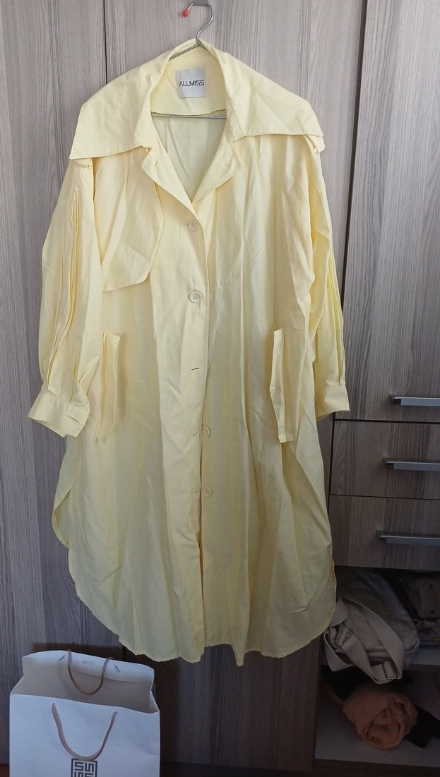 Sarı Keten Düğmeli Kadın Gömlek - Görsel 4