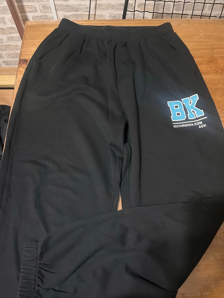 Siyah Baskılı Rahat Kesim Eşofman Altı - Görsel 2