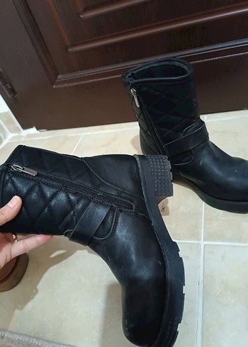 Siyah Deri Tokalı Biker Kadın Bot - Görsel 4