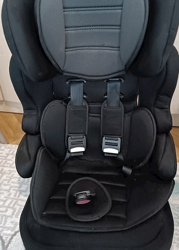 Kırmızı ve siyah  Çocuk Oto Koltuğu 2 adet - Görsel 5