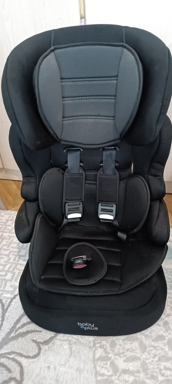 Kırmızı ve siyah  Çocuk Oto Koltuğu 2 adet - Görsel 5