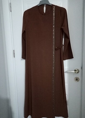 Tesettüre uygun elbise 1 beden 38/40 giyebilir rahatlıkla - Görsel 3