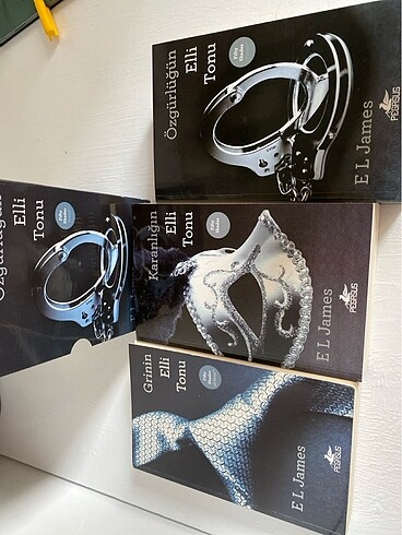 Grinin Elli Tonu Kitap Üçlemesi