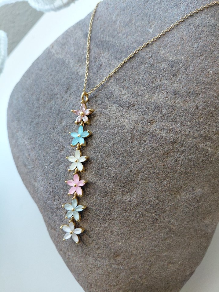 Pastel Renkli Uzun Zincirli Çiçek Kolye - Görsel 2
