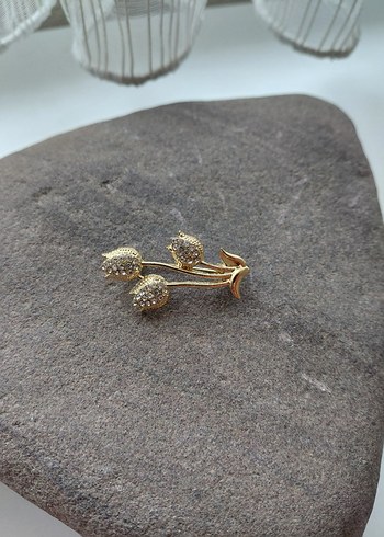 Altın Çiçek Desenli Kadın Broş - Görsel 3