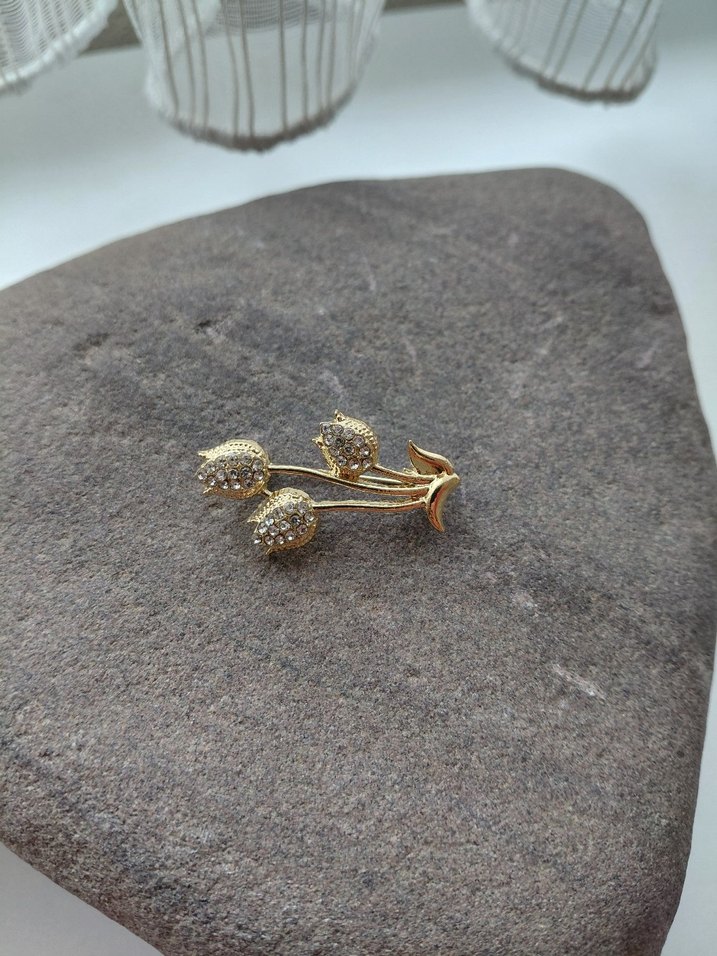 Altın Çiçek Desenli Kadın Broş - Görsel 3