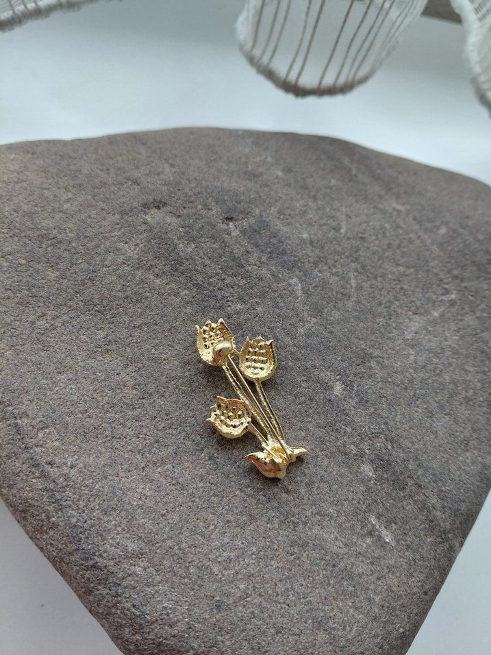 Altın Çiçek Desenli Kadın Broş - Görsel 4