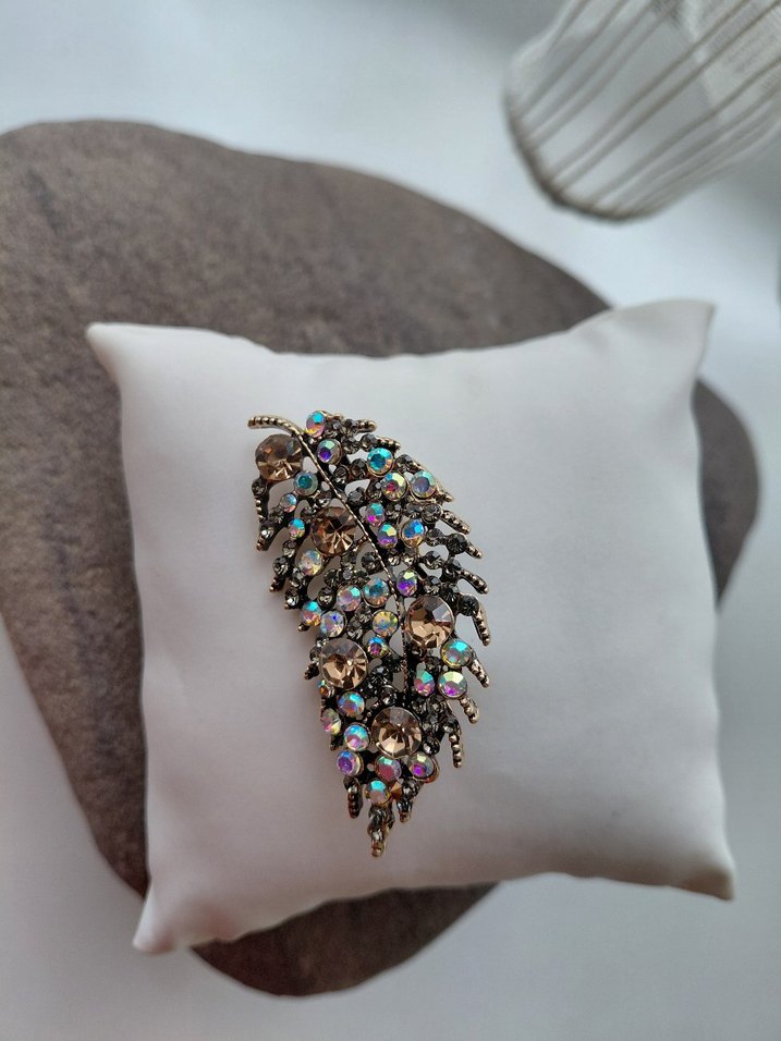 Pul İşlemeli Çok Renkli Vintage Broş - Görsel 2