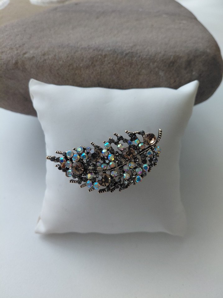 Pul İşlemeli Çok Renkli Vintage Broş - Görsel 3