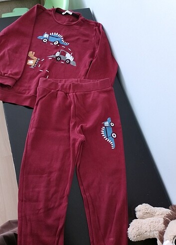 Cıvıl marka erkek çocuk pijama takimi