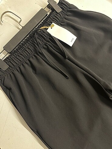 MANGO PANTOLON