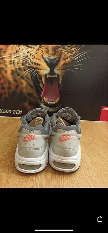 38,5 Beden beyaz Renk Nike air spor ayakkabı