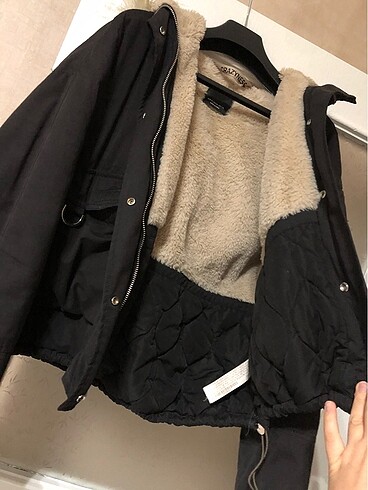 m Beden siyah Renk Bershka mont