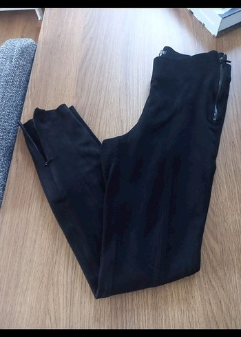 Kadın Siyah Süet Dar Kesim Fermuarlı Pantolon