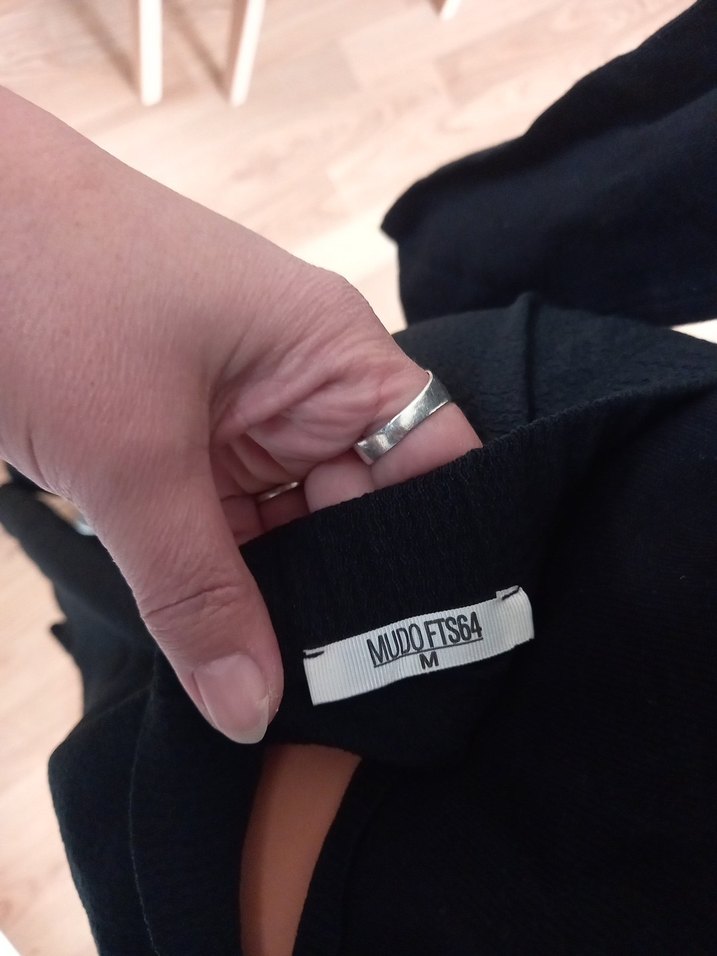 Siyah crop S beden - Görsel 5