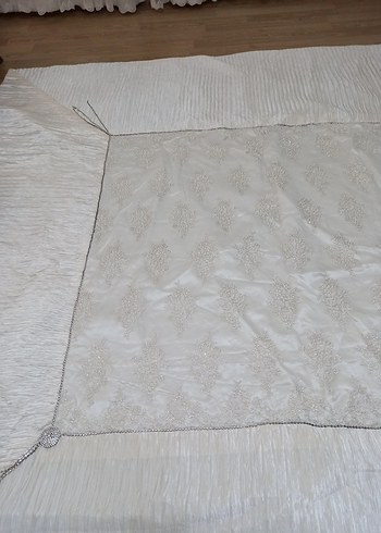 Beyaz Düz Yatak Örtüsü - Görsel 3