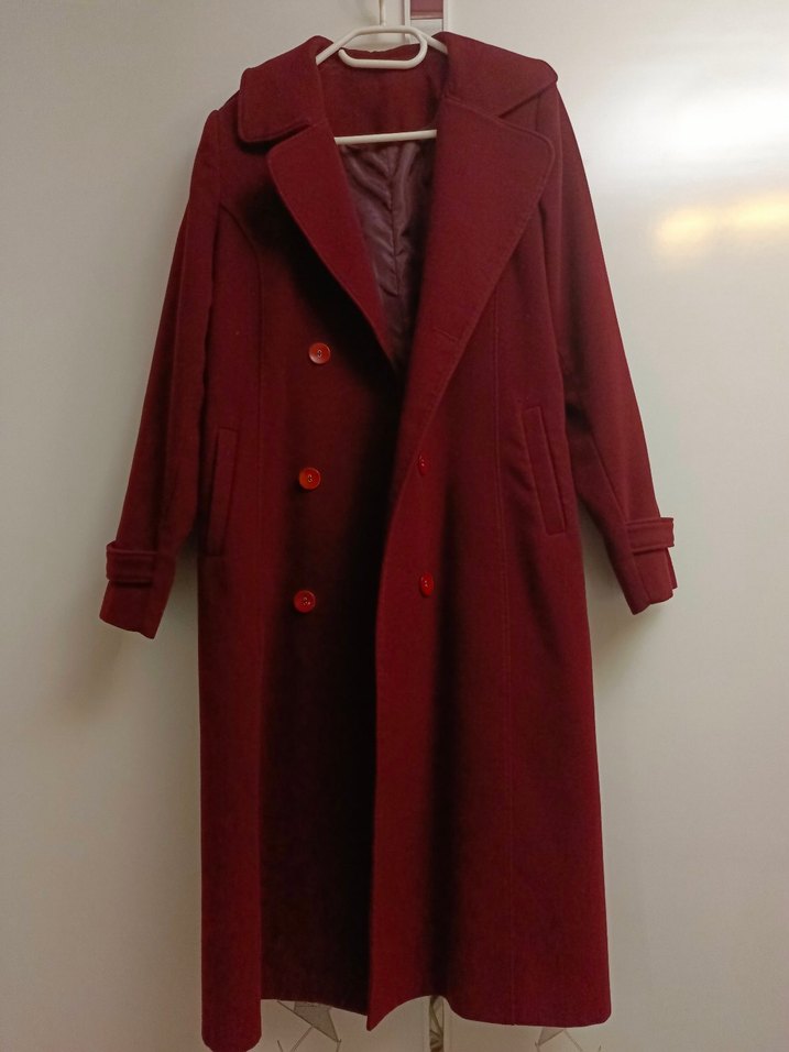 Bordo Uzun Düğmeli Kadın Kaban - Görsel 2