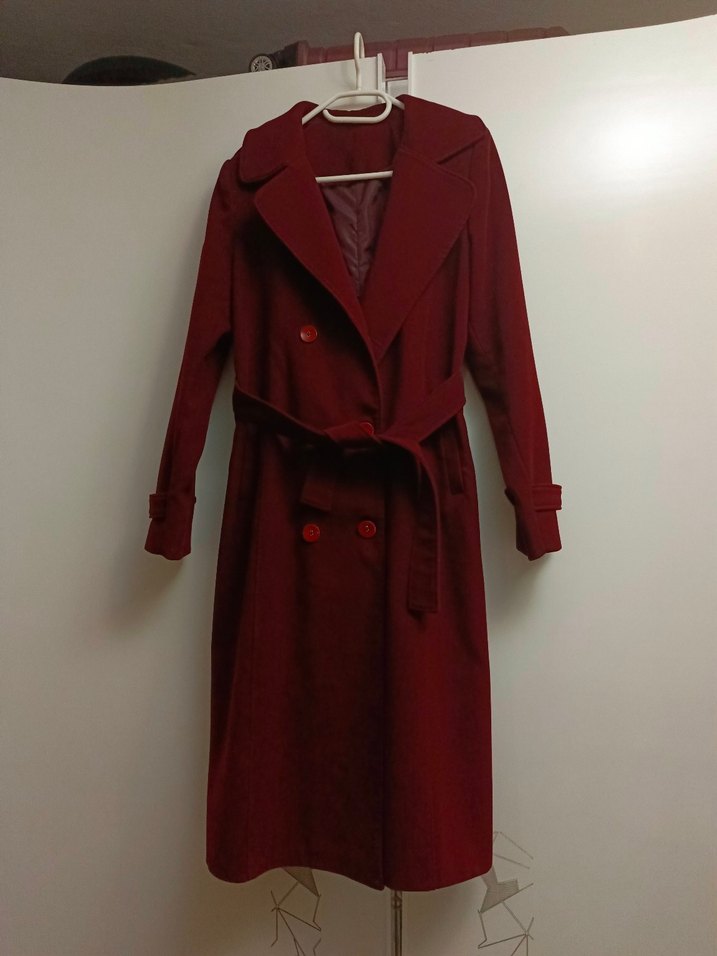 Bordo Uzun Düğmeli Kadın Kaban - Görsel 4