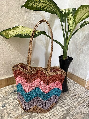 Pull and bear hasır çanta