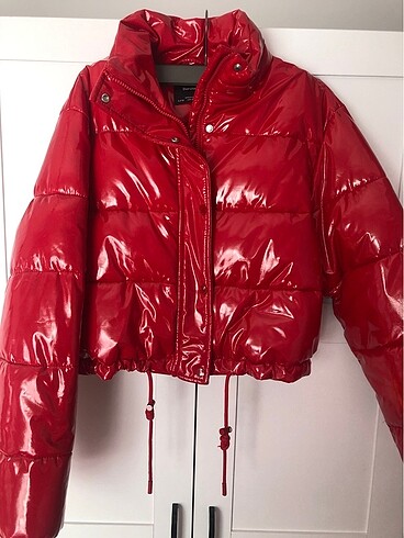 Bershka Rugan mont