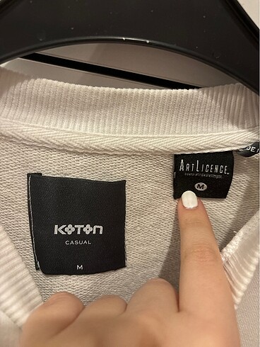 m Beden beyaz Renk Koton arkası baskılı erkek sweatshirt