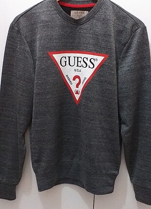 Guess sweatshirt
