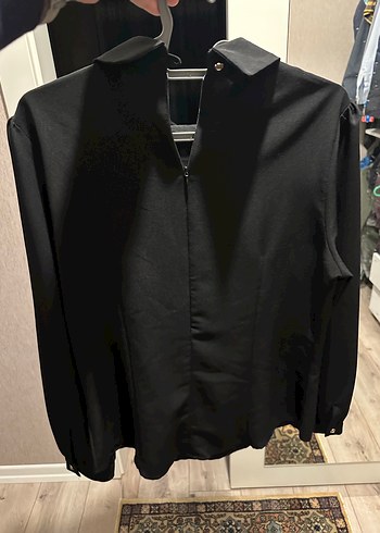 Siyah Deri Kadın Gömlek, Yaka Taşlı, Uzun Kollu - Görsel 2