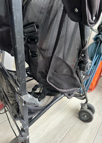 Siyah Maclaren Bebek Arabası - Görsel 4