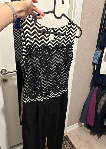 Dantel Detaylı Siyah Midi Tulum - Görsel 3