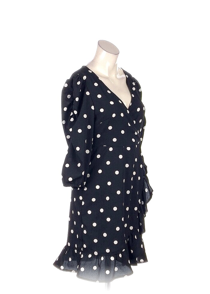 PreLoved Kısa Elbise %70 İndirimli. - Görsel 2