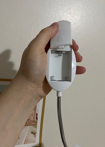 Beyaz Klipsli Masa Lambası - Görsel 3