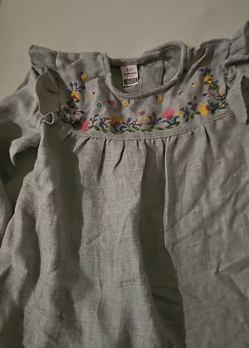 Gri Nakışlı Kız Çocuk Keten Bluz - Görsel 2