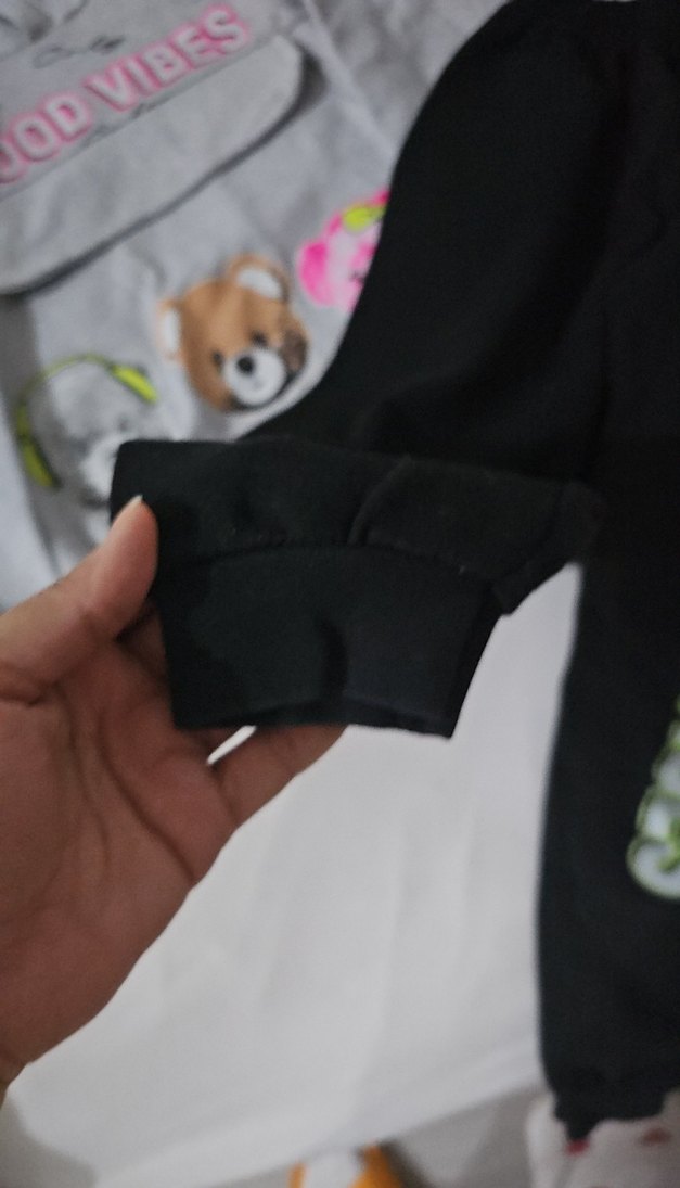 Kız Çocuk Kapüşonlu Sweatshirt ve Eşofman Takımı - Görsel 3