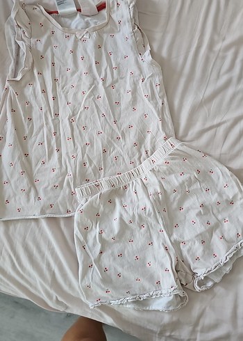 Beyaz Mini Kısa Kollu Rahat cocuk Pijama Takımı