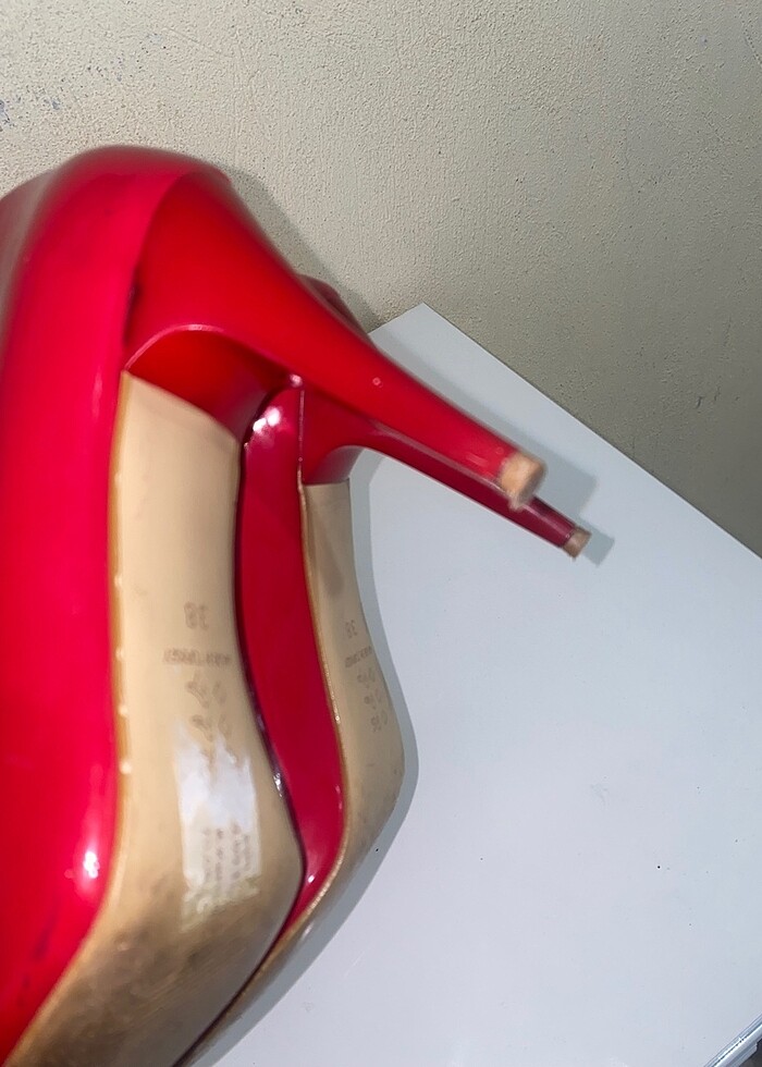 Kırmızı stiletto - Görsel 4