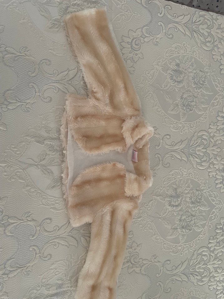 Kız Çocuk Bej Peluş Bolero - Görsel 3