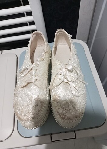 36 Beden Gelin ayakkabısı convers