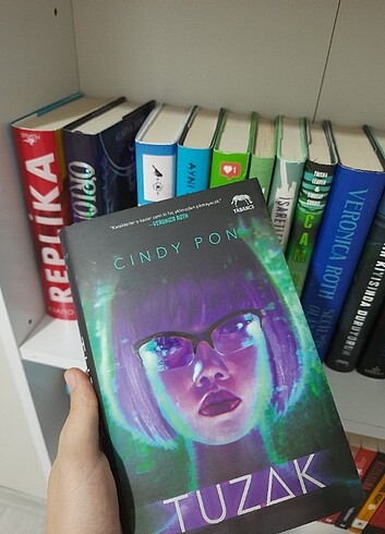 İsyan serisi 2. kitap Tuzak CİLTLİ 