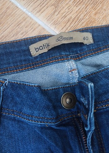 Batik Kadın Lacivert Bol Kesim Midi Kot Pantolon