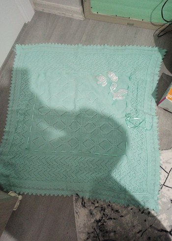 Nakışlı Turkuaz Örgü Bebek Battaniyesi - Görsel 4