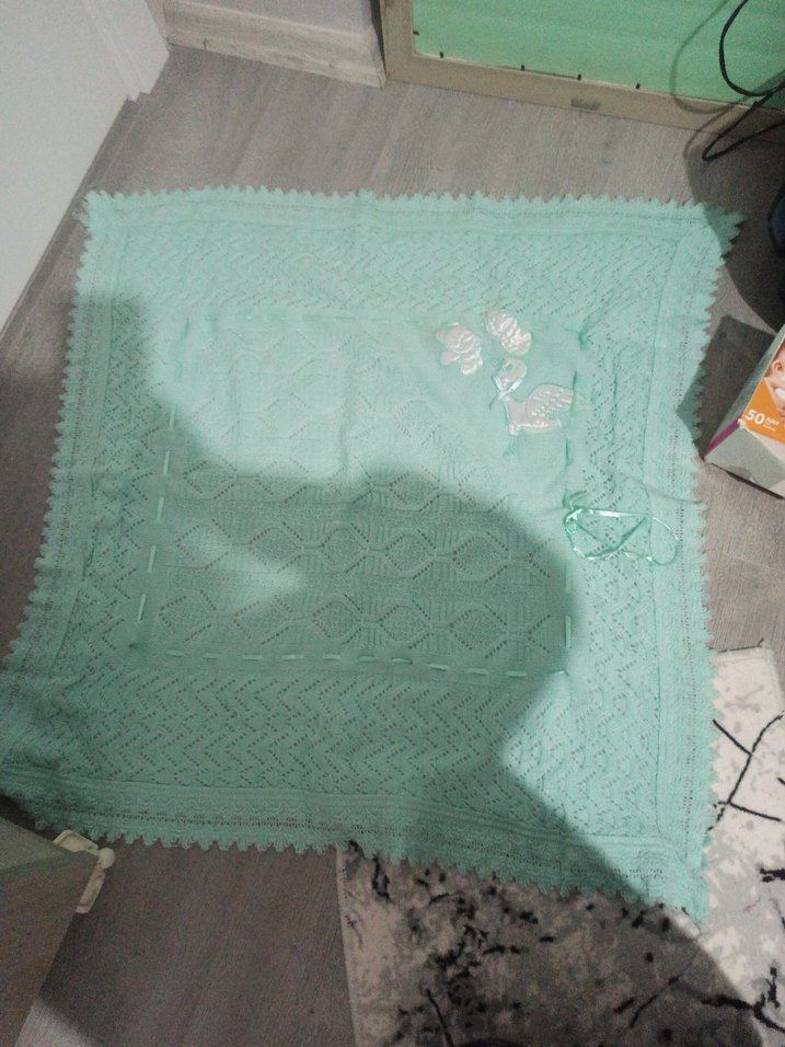 Nakışlı Turkuaz Örgü Bebek Battaniyesi - Görsel 4