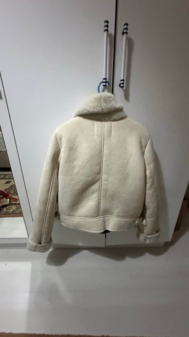 Kadın Beyaz Kürklü Stradivarius Ceket - Görsel 2