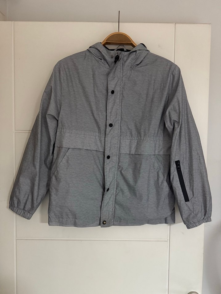 Erkek Çocuk Gri Düğmeli Fermuarlı Yağmurluk - Görsel 2