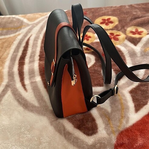 Kadın sırt çantası - Görsel 4