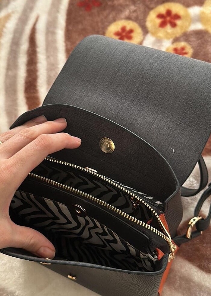 Kadın sırt çantası - Görsel 3